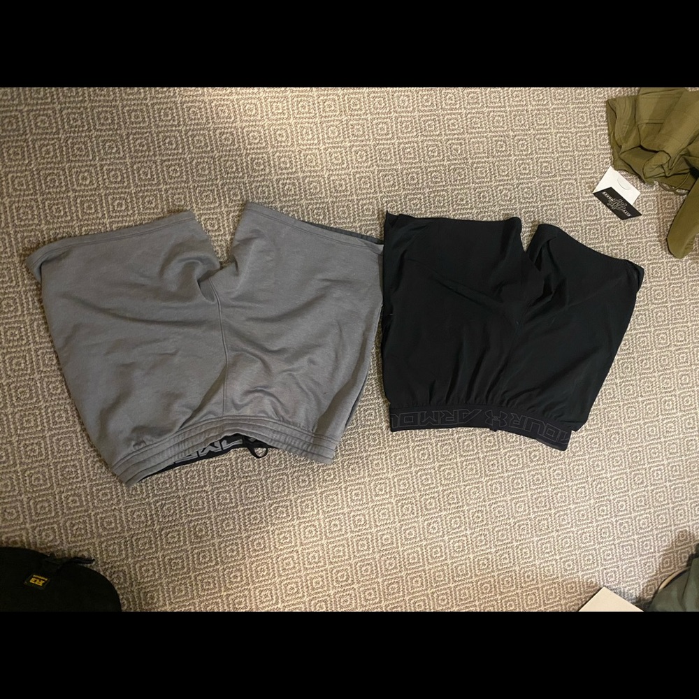 4 pairs of Under Armour XL shorts